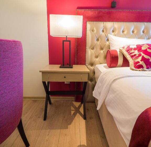 标准间, Chateau D'Urspelt