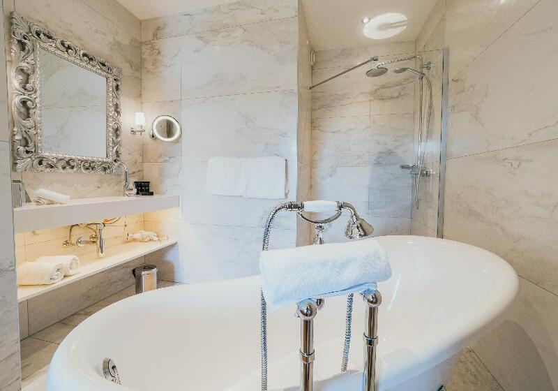 高级大房间, Chateau D'Urspelt