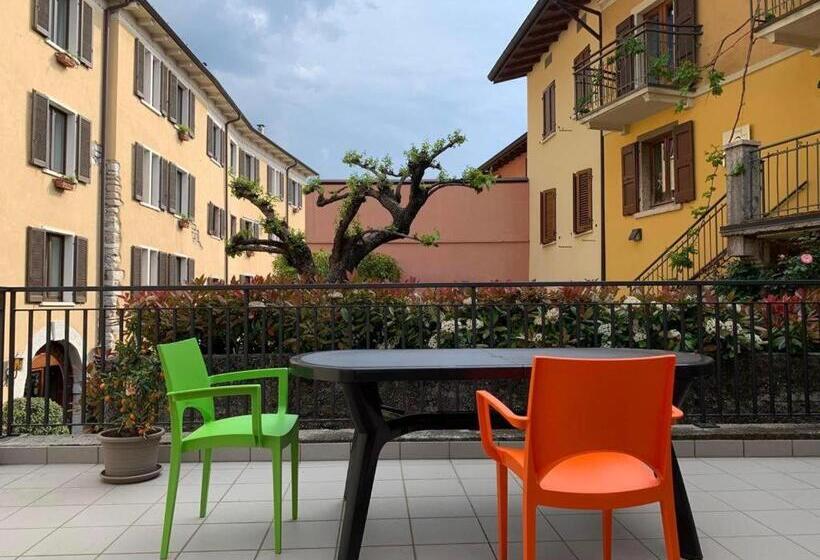 带1个卧室的带阳台的公寓, Dolomiti