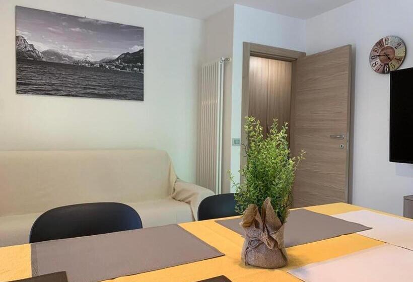 带1个卧室的带阳台的公寓, Dolomiti