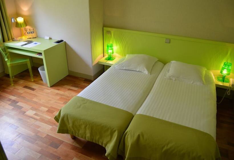 コンフォートルーム, Du Lac