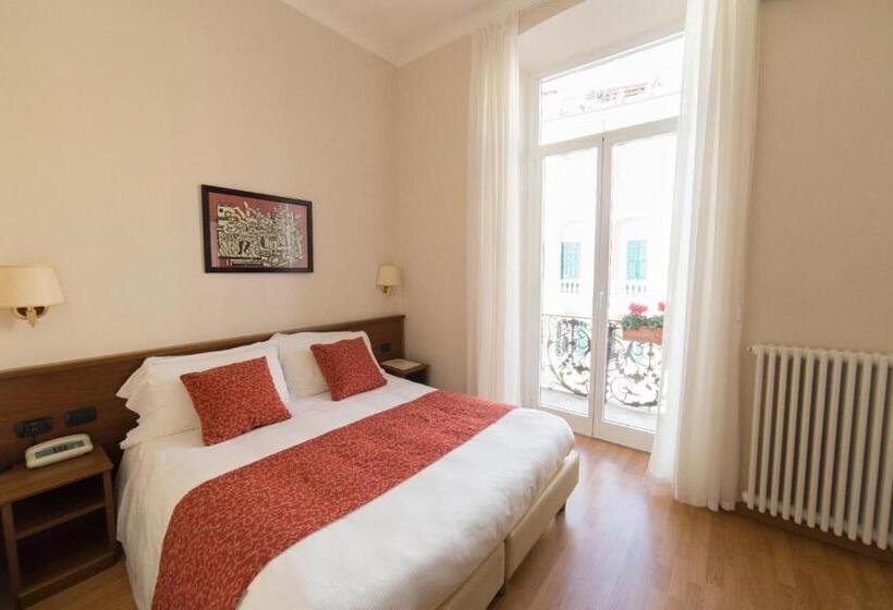 Номер Стандарт Трехместный, Eletto