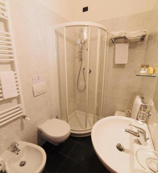 Номер Стандарт Трехместный, Eletto