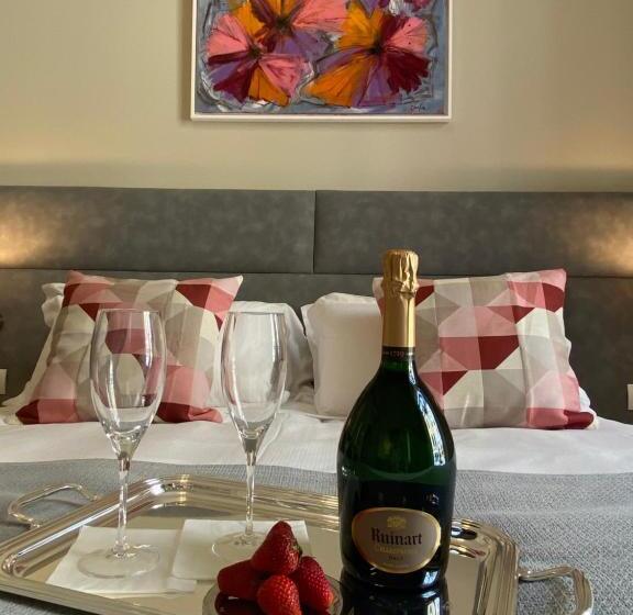 Номер Стандарт Трехместный, Eletto