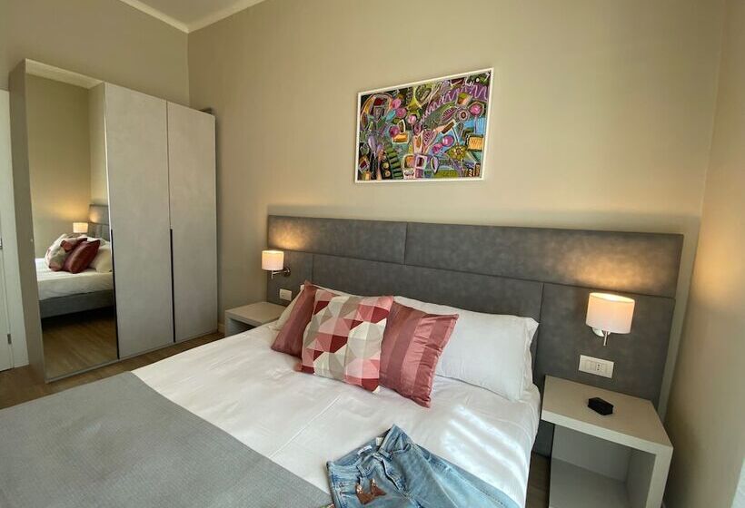 Номер Стандарт Трехместный, Eletto