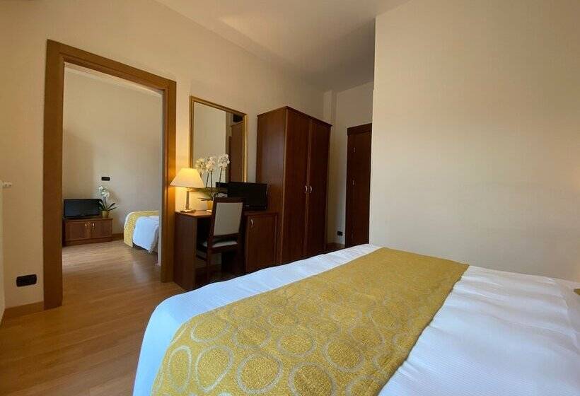 Номер Стандарт Трехместный, Eletto