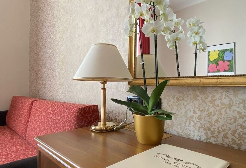 Номер Superior, Eletto