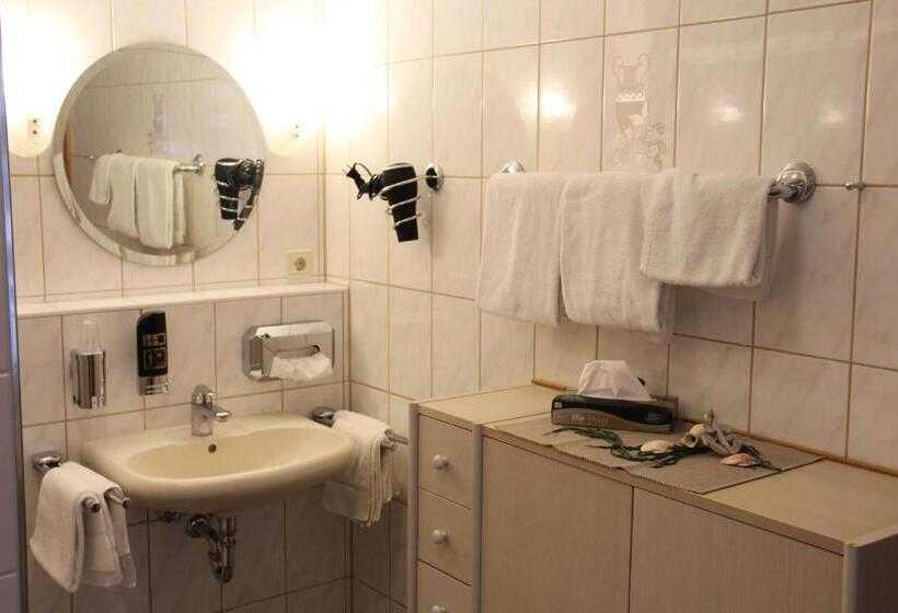 Номер Стандарт, Engel