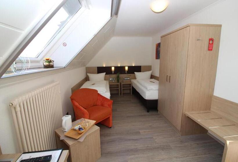 Номер Стандарт, Engel