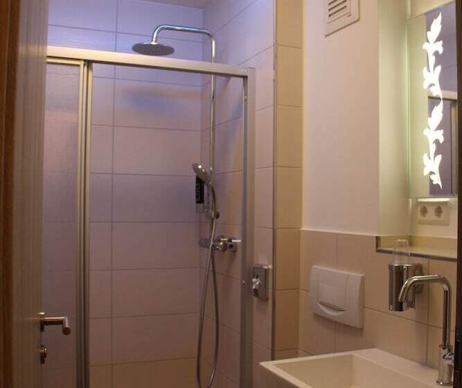 Номер Стандарт, Engel