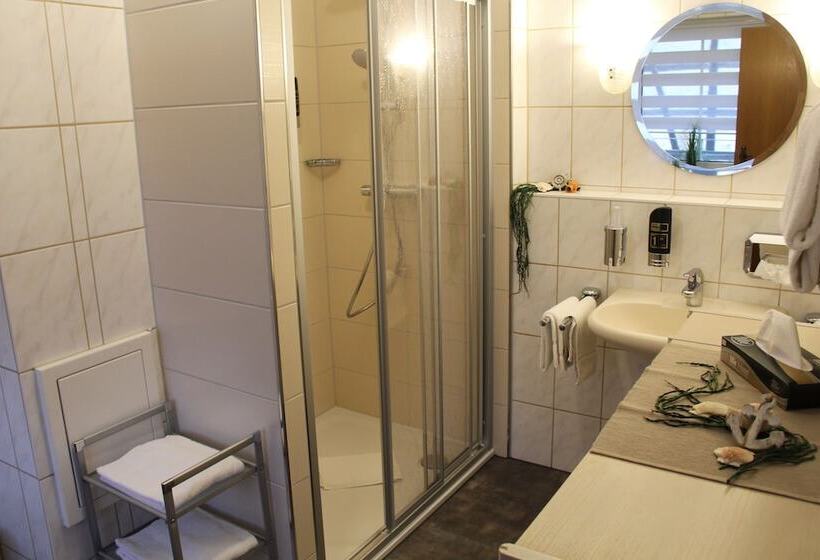 Семейный Номер, Engel