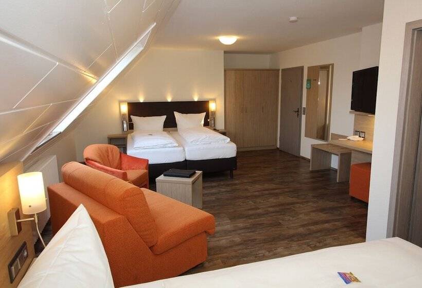 Семейный Номер, Engel