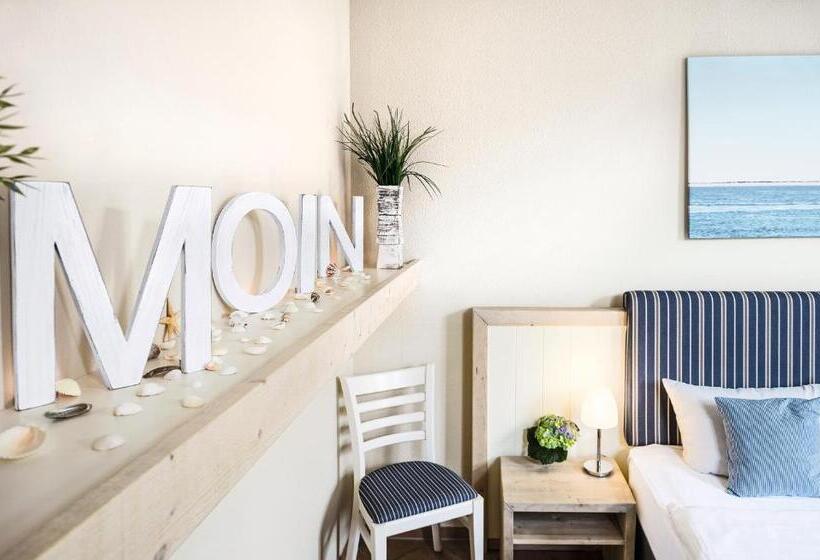 컴포트 룸, Hinrichs