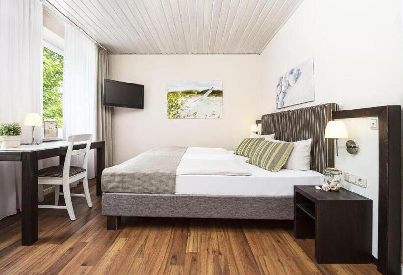 클래식 룸, Hinrichs