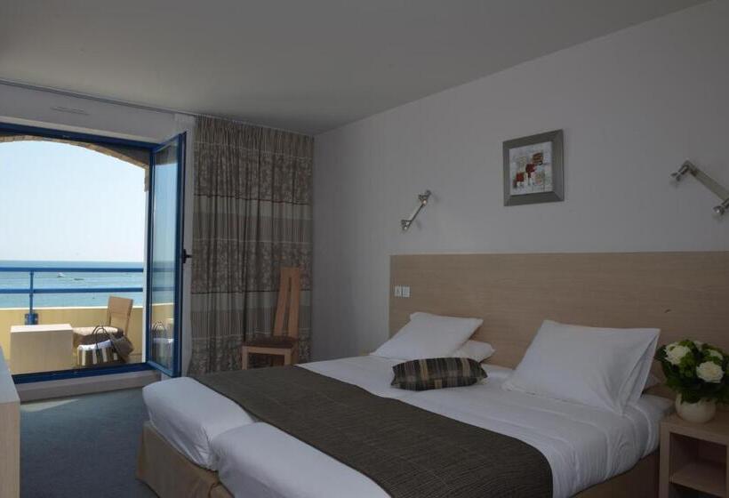 غرفة بريميوم مطلّة علي البحر, Hôtel De La Plage