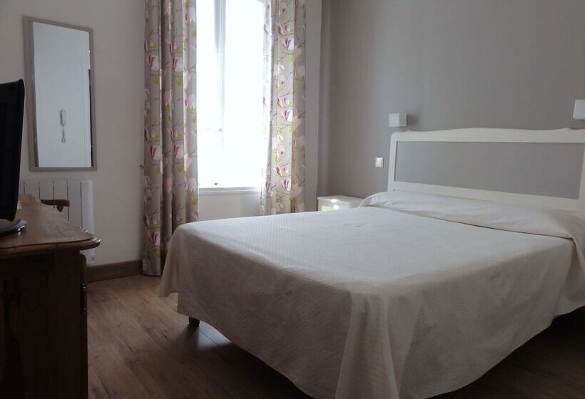 Standard Room, Hôtel Les Echevins