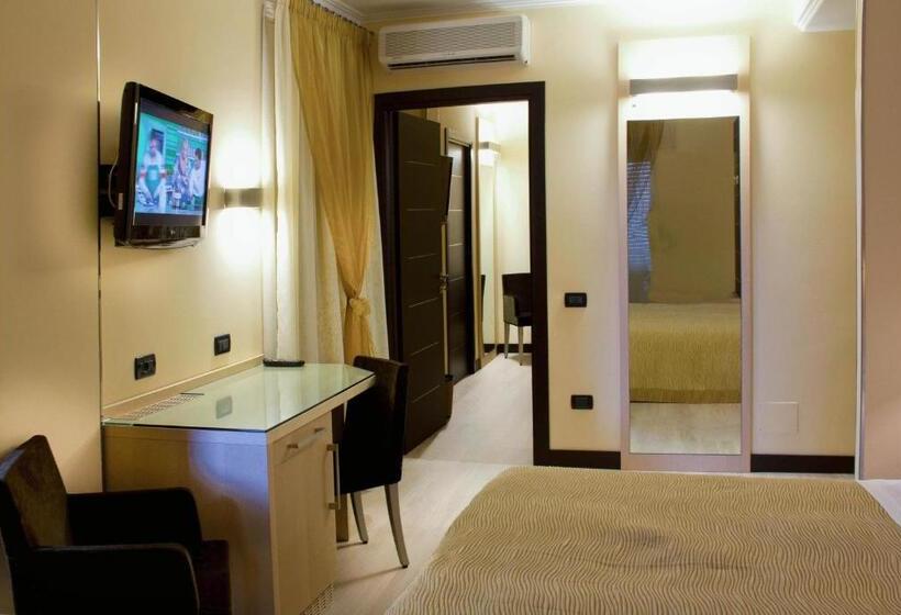Family Suite, Imperial
