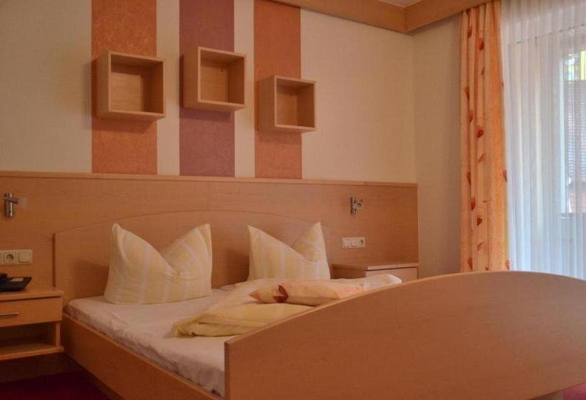 Номер Стандарт с Балконом, Konigsteiner Hof