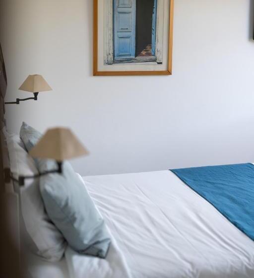 חדר סטנדרט, Hôtel Le Mas Des Grès & Restaurant Sous Les Platanes