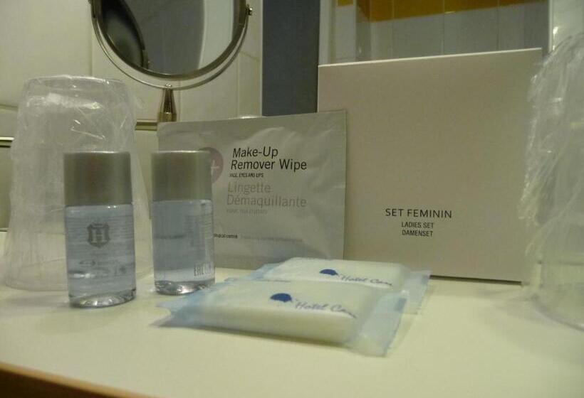 标准三人间, Logis Hôtel Du Théâtre