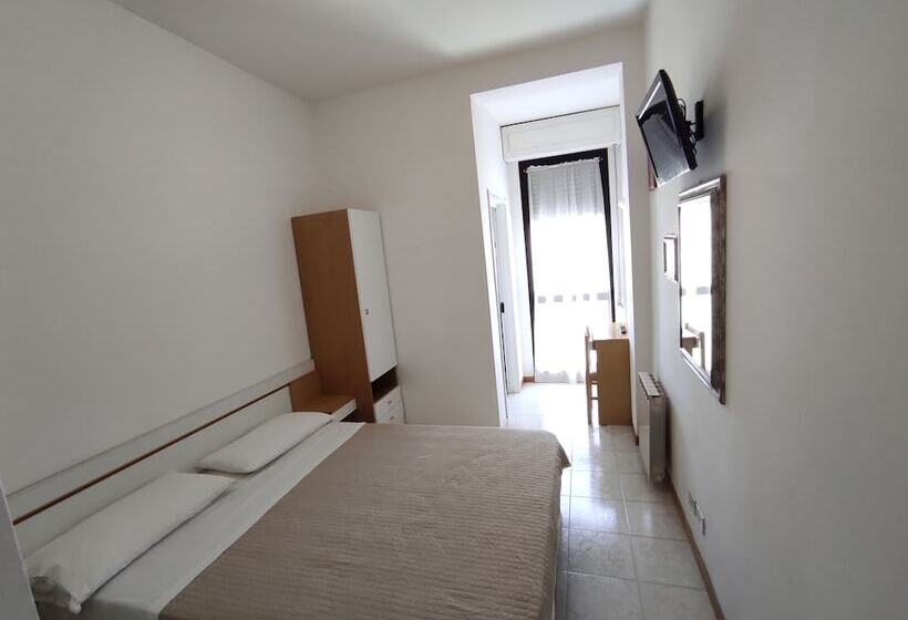 エコノミーシングルルーム, Marystella