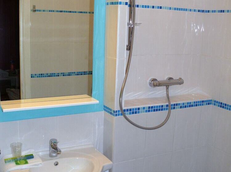 غرفة قياسية, Restaurant Les Jardins D Epône