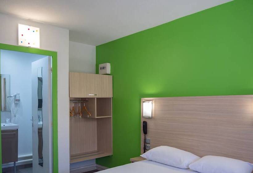 غرفة قياسية, Restaurant Les Jardins D Epône