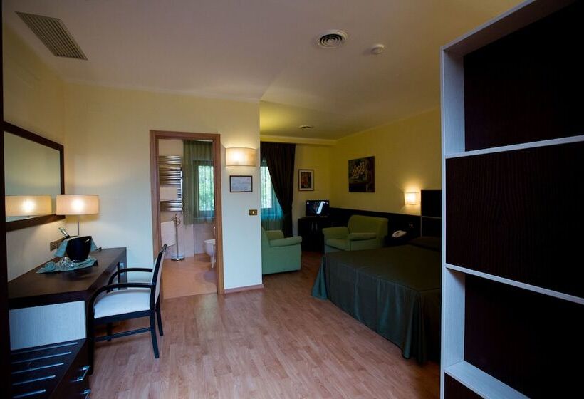 Quarto Estandar, Roccaporena