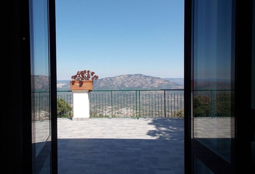 غرفة قياسية, S'enis Monte Maccione