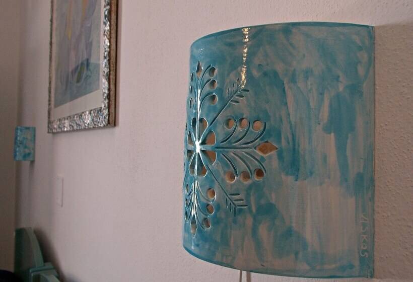 غرفة قياسية, S'enis Monte Maccione