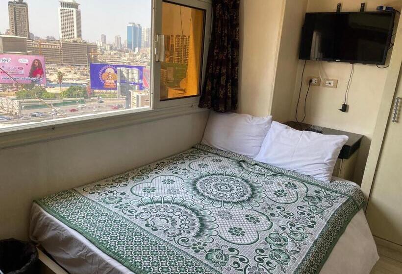 اتاق استاندارد یک نفره, Isis Hostel 2