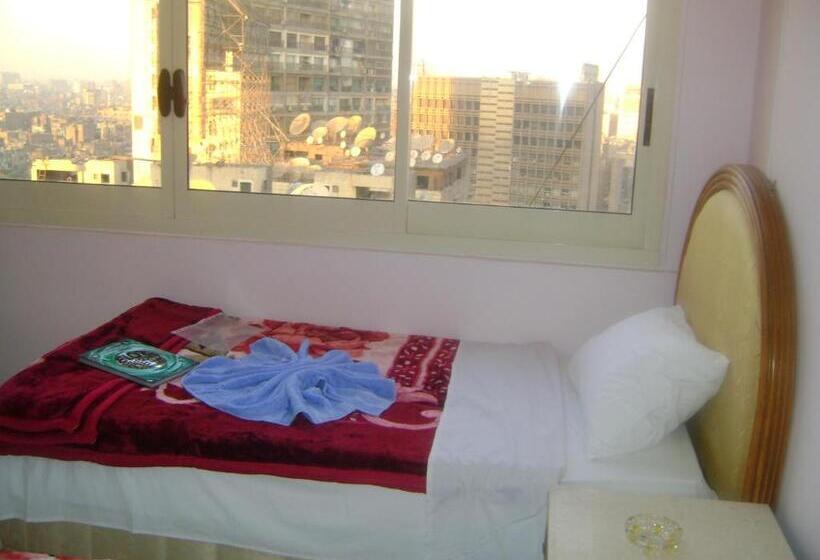 اتاق استاندارد یک نفره, Isis Hostel 2