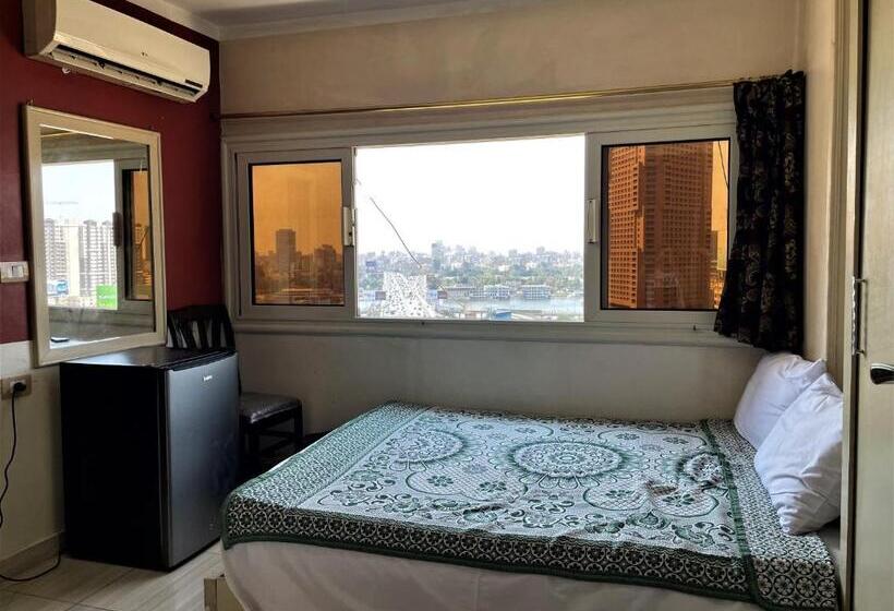 اتاق لوکس, Isis Hostel 2