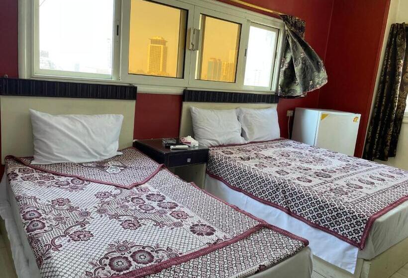 اتاق لوکس, Isis Hostel 2
