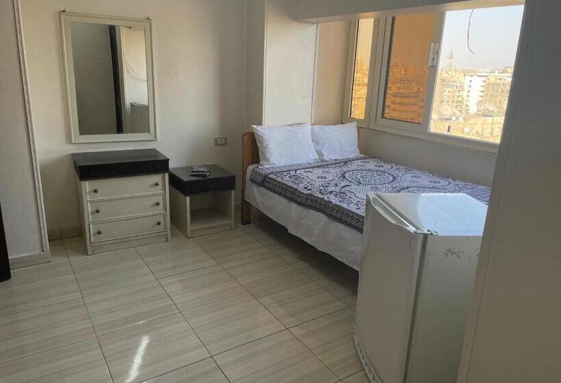 اتاق لوکس, Isis Hostel 2