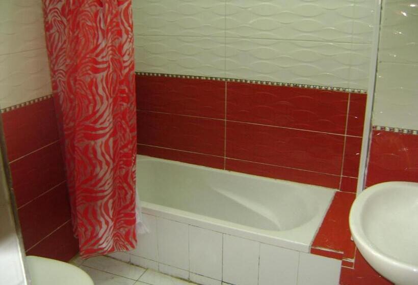 اتاق استاندارد, Isis Hostel 2