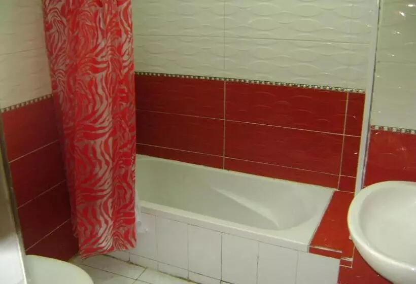 اتاق استاندارد, Isis Hostel 2