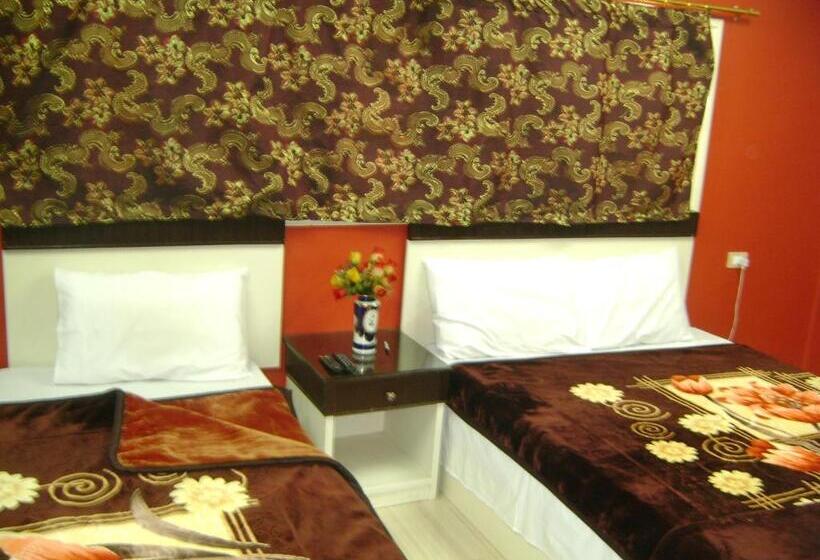 اتاق استاندارد, Isis Hostel 2