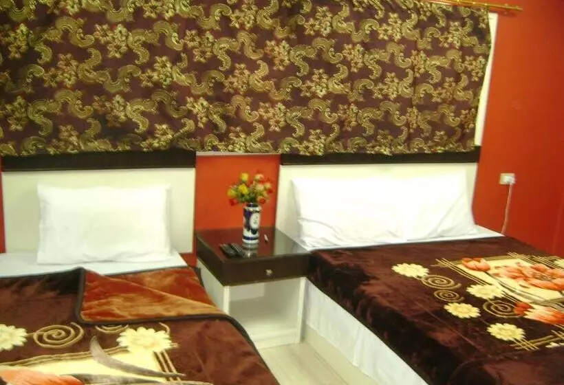 اتاق استاندارد, Isis Hostel 2