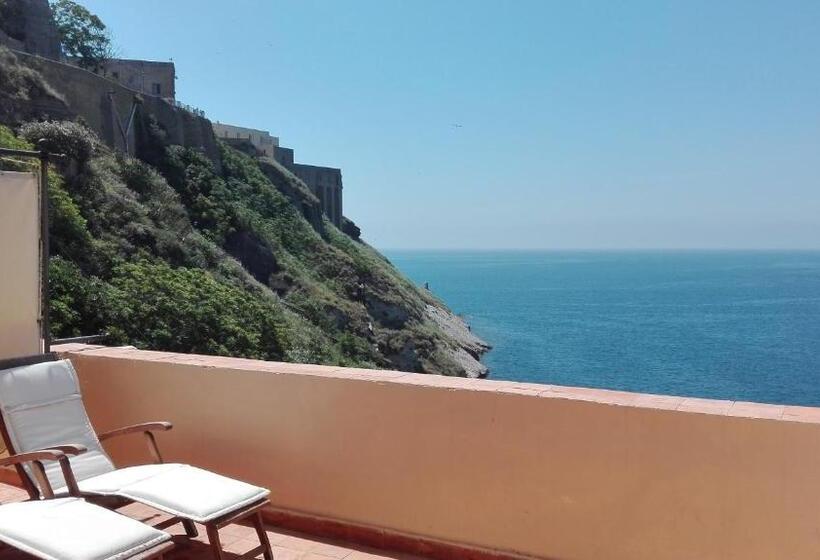 Triple Room Sea View, La Casa Sul Mare
