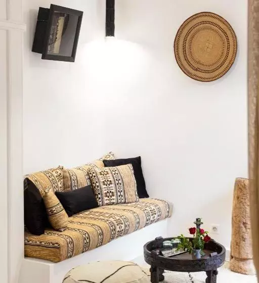 سوییت پرستیژ, Riad Al Rimal & Spa