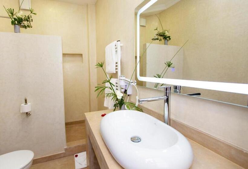 سوییت پرستیژ, Riad Al Rimal & Spa