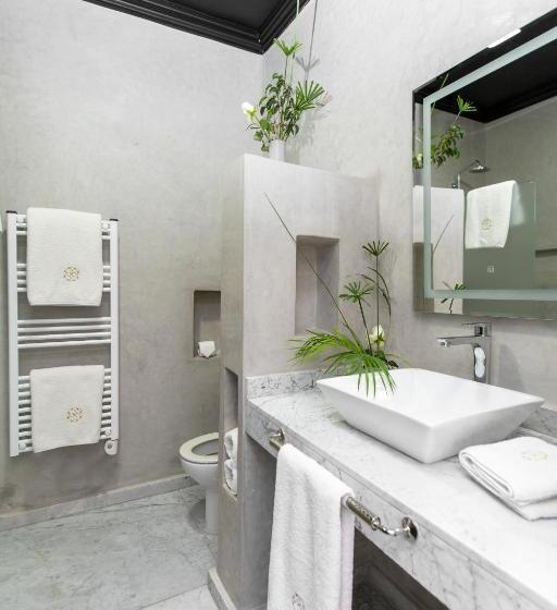 سوییت خانوادگی, Riad Al Rimal & Spa