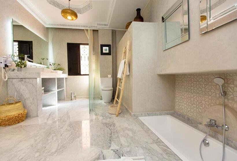 سوئیت رویال, Riad Al Rimal & Spa