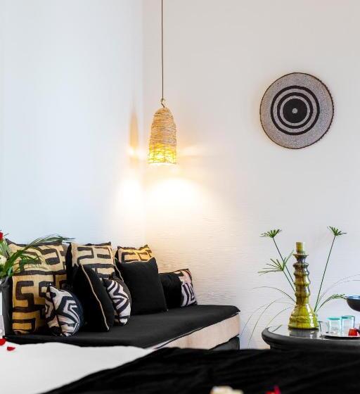 سوییت پرستیژ, Riad Al Rimal & Spa