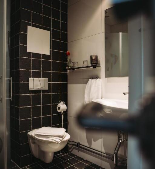 Номер Deluxe, åtellet Hotell
