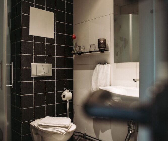Номер Стандарт, åtellet Hotell