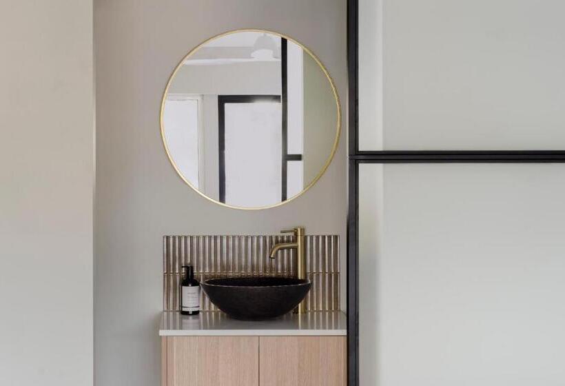 패밀리 룸, Motel Caloundra