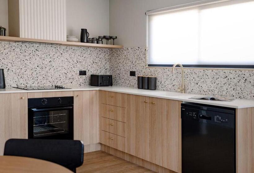 침실 2개 아파트, Motel Caloundra