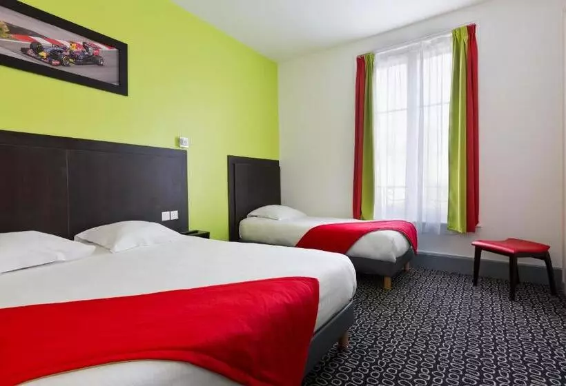 スタンダードトリプルルーム, Enzo Hotels Contrexeville